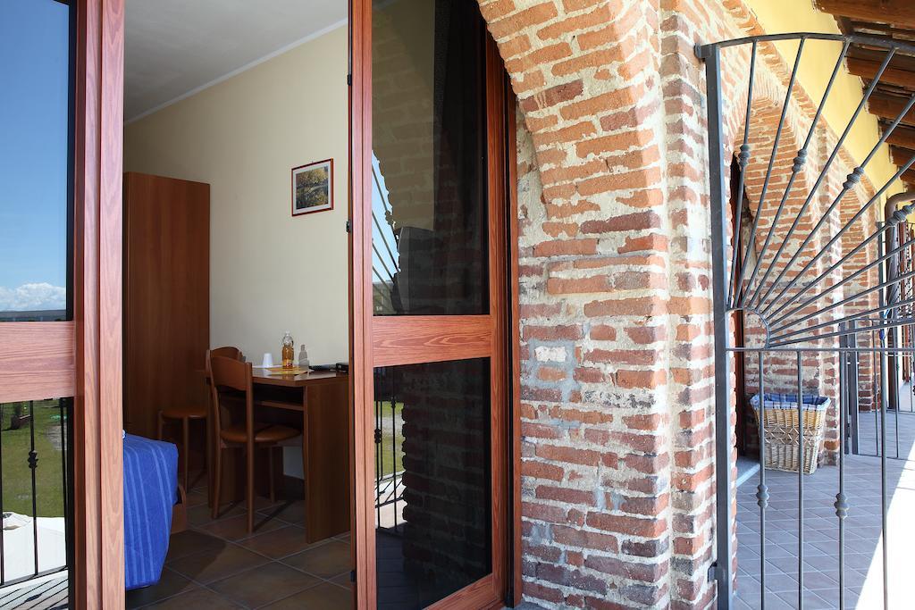 Al Casale B&B Cherasco Buitenkant foto