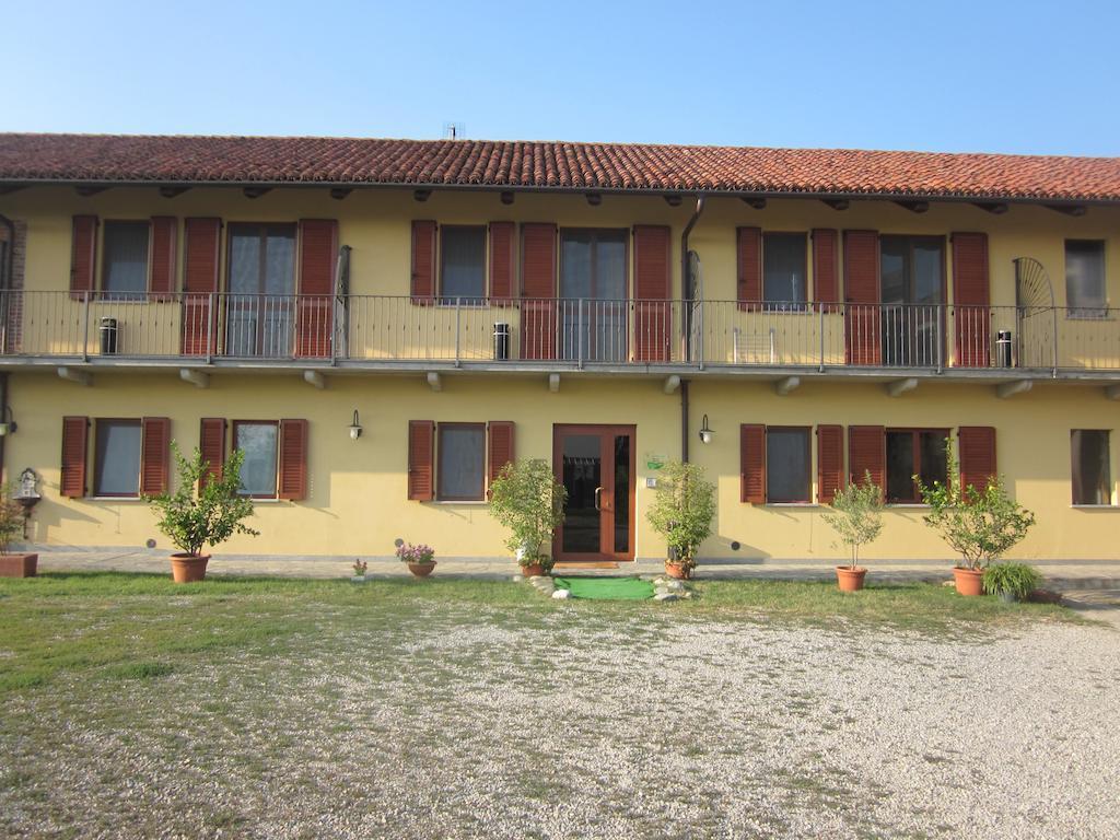 Al Casale B&B Cherasco Buitenkant foto